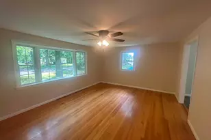 21 Larson Dr, North Haven, CT 06473 - Photo 12