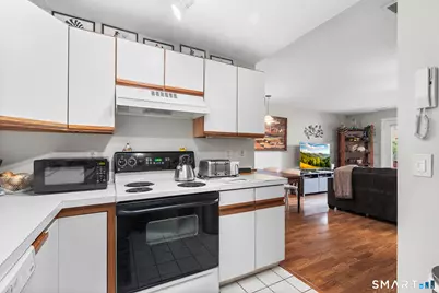75 Washington Avenue #2-105, Hamden, CT 06518 - Photo 6