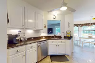 97 Pfister Dr, Newington, CT 06111 - Photo 18