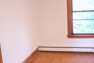 405 Wilson St, Waterbury, CT 06708 - Photo 8