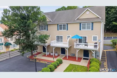 29 Town Hill Avenue #7, Danbury, CT 06810 - Photo 1
