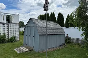 33 Randolph Ave, Thomaston, CT 06787 - Photo 8