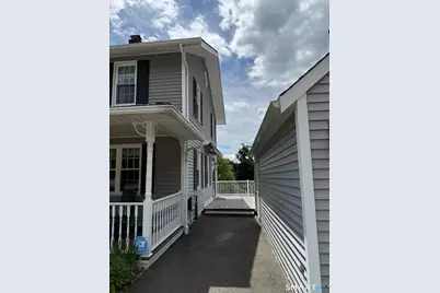 33 Randolph Avenue, Thomaston, CT 06787 - Photo 4