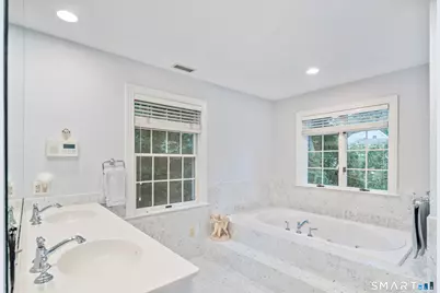 235 Hawks Hill Road, New Canaan, CT 06840 - Photo 30