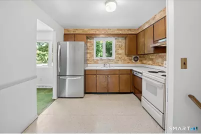 8 Stanwick Circle, Stamford, CT 06905 - Photo 8