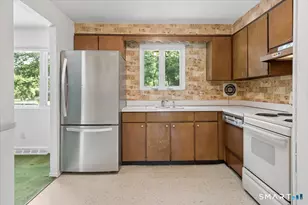 8 Stanwick Cir, Stamford, CT 06905 - Photo 10