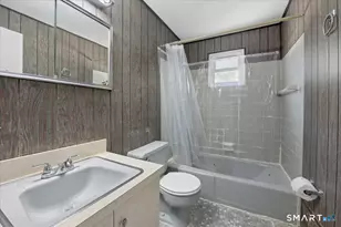 8 Stanwick Cir, Stamford, CT 06905 - Photo 20