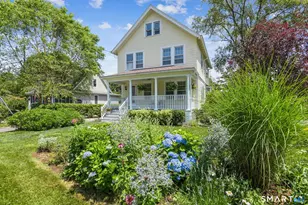 24 Warren Ave, Groton, CT 06355 - Photo 2