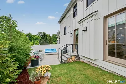 160 Forest Street #160, New Canaan, CT 06840 - Photo 24