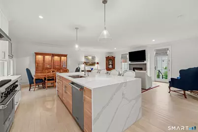 160 Forest Street #160, New Canaan, CT 06840 - Photo 8