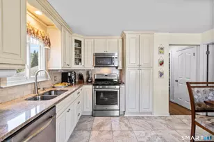 57 1st St, Fairfield, CT 06825 - Photo 14