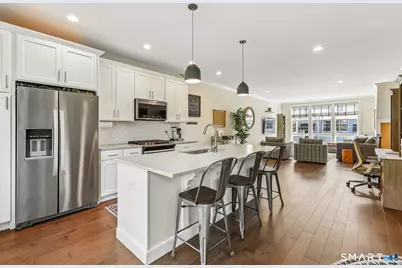 21 Brentwood Circle, Danbury, CT 06810 - Photo 8