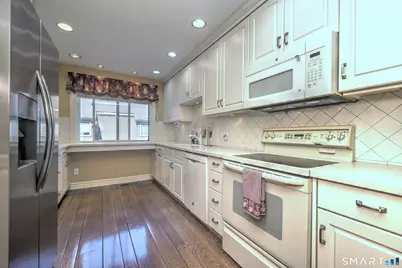 448 Hammerstone Lane #B, Stratford, CT 06614 - Photo 14