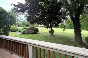 448 Hammerstone Ln, Stratford, CT 06614 - Photo 2