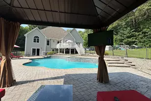 66 Country Ln, Hebron, CT 06248 - Photo 22