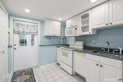 48 Jefferson Circle, Clinton, CT 06413 - Photo 22