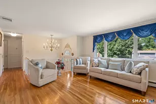 48 Jefferson Cir, Clinton, CT 06413 - Photo 14