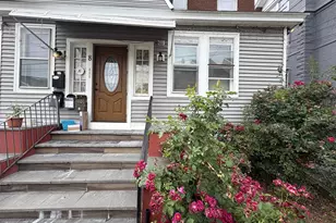 8 Erwin Pl, New Britain, CT 06051 - Photo 2