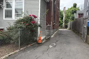 8 Erwin Pl, New Britain, CT 06051 - Photo 26
