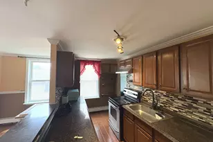 8 Erwin Pl, New Britain, CT 06051 - Photo 16