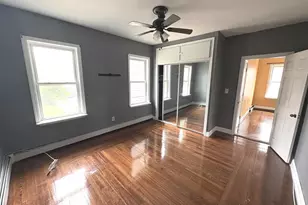 8 Erwin Pl, New Britain, CT 06051 - Photo 12