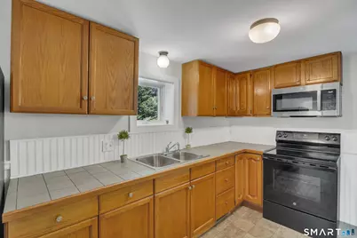 34 Sunset Avenue, Old Saybrook, CT 06475 - Photo 8