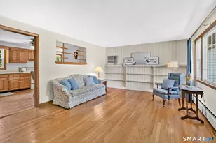 296 Phoenix St, Vernon, CT 06066 - Photo 2