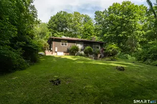 704 Towner Swamp Rd, Guilford, CT 06437 - Photo 32