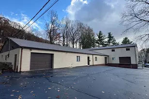 1777 N Colony Rd, Meriden, CT 06450 - Photo 1