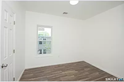 15 Walnut Street, West Haven, CT 06516 - Photo 12