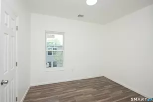 15 Walnut St, West Haven, CT 06516 - Photo 12