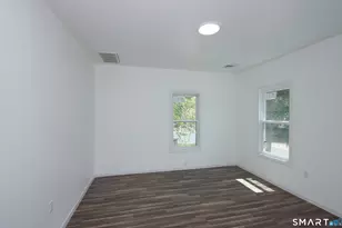 15 Walnut St, West Haven, CT 06516 - Photo 10