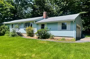 5 Cold Spring Cir, Shelton, CT 06484 - Photo 4