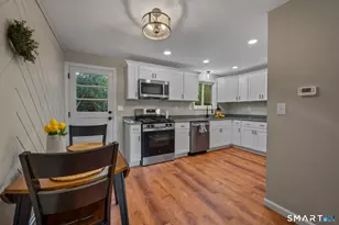 302 Green Rd, Manchester, CT 06042 - Photo 10