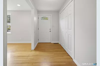 127 Haynes Road, West Hartford, CT 06117 - Photo 2
