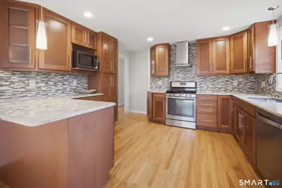 127 Haynes Road, West Hartford, CT 06117 - Photo 10