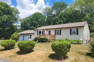24 Joan St, Killingly, CT 06239 - Photo 2