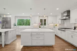 117 Edward Pl, Stamford, CT 06905 - Photo 8