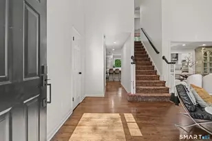 117 Edward Pl, Stamford, CT 06905 - Photo 4