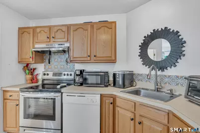 166 Hamden Avenue #4, Waterbury, CT 06704 - Photo 10