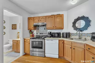 166 Hamden Ave, Waterbury, CT 06704 - Photo 12