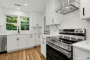 8 Live Oak Rd, Norwalk, CT 06851 - Photo 6