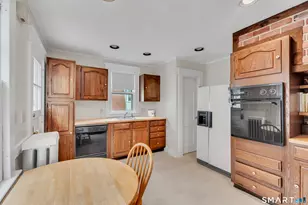 80 Russell St, Hamden, CT 06517 - Photo 10
