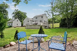 29 Evergreen Terrace, Seymour, CT 06483 - Photo 2