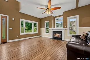 29 Evergreen Terrace, Seymour, CT 06483 - Photo 4