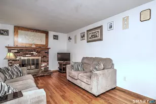 195 Emerald Pl, Stratford, CT 06614 - Photo 4