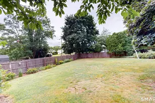 8 Bridge Ln, Enfield, CT 06082 - Photo 34