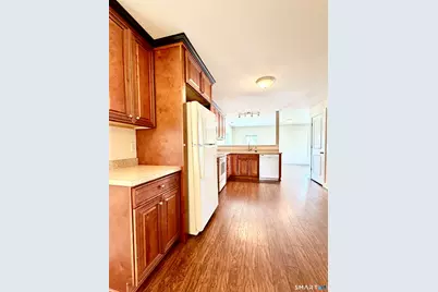 18 West Center Street, Southington, CT 06489 - Photo 6
