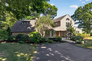108 Maple Ave, Old Saybrook, CT 06475 - Photo 4