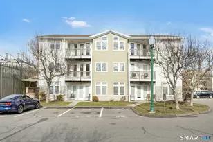 3250 Fairfield Ave, Bridgeport, CT 06605 - Photo 18